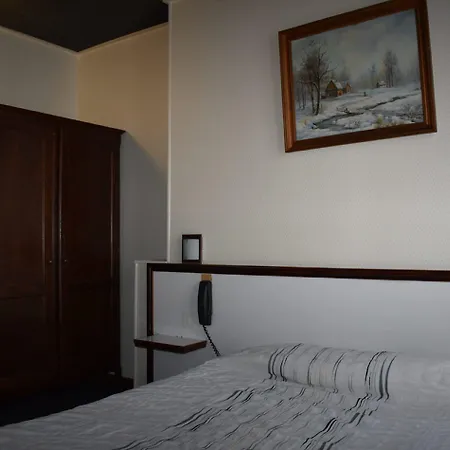 أفنير 2* باريس