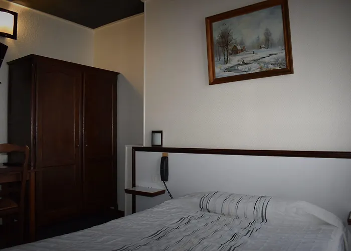 アヴェニール 2* パリ