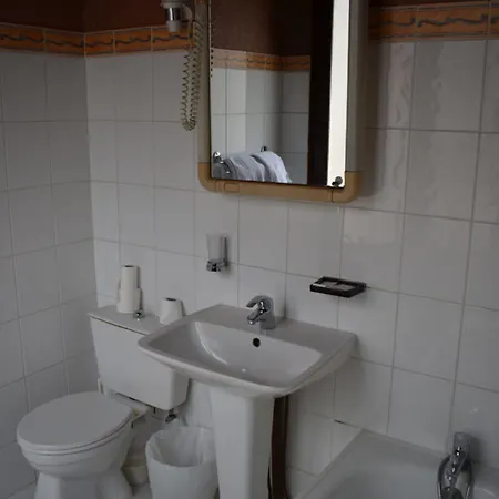 Avenir Otel 2*