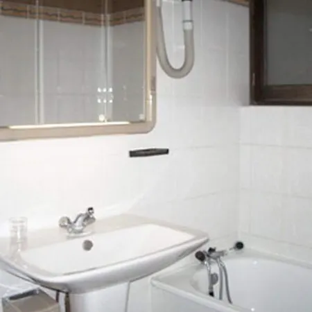 Avenir Otel